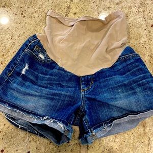 Joes maternity shorts. Size 29